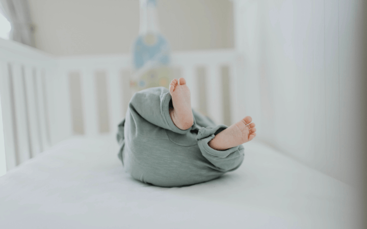 Monitor dychu zabezpečí bezpečnejší a pokojnejší spánok bábätku aj jeho rodičom